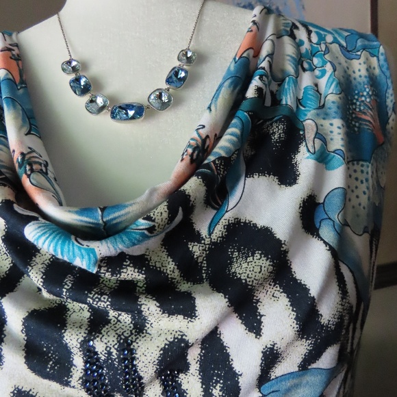 Sleeveless embellished drape neck top w/lacey back - Picture 2 of 6